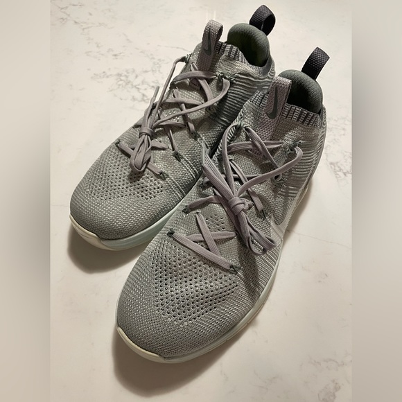Womens Gray Nike Metcon Training Shoe 11.5 - Picture 1 of 6